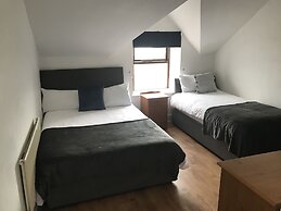 Rolling Wave Guesthouse