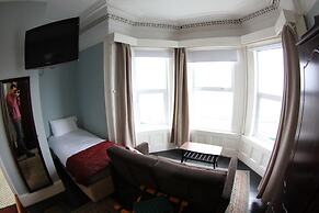 Rolling Wave Guesthouse