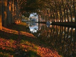 The Apartments Rue Barbès