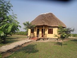 Engiri Game Lodge and Campsite