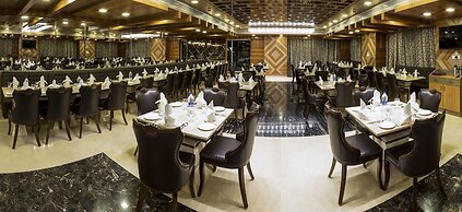 Hotel Benzz Park Vellore