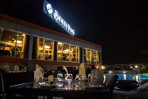 Hotel Benzz Park Vellore