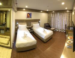 Hotel Benzz Park Vellore