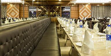 Hotel Benzz Park Vellore