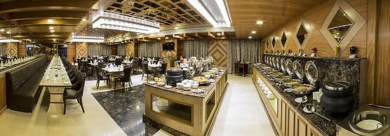 Hotel Benzz Park Vellore