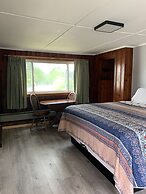 Northeaster Motel