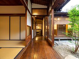 Inase Otsu Machiya Bed & Breakfast