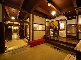 Inase Otsu Machiya Bed & Breakfast
