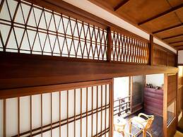 Inase Otsu Machiya Bed & Breakfast