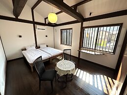 Inase Otsu Machiya Bed & Breakfast