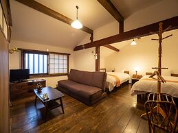 Inase Otsu Machiya Bed & Breakfast