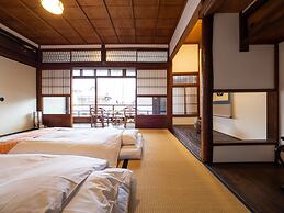 Inase Otsu Machiya Bed & Breakfast