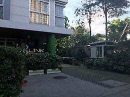 The Link Onnut by May