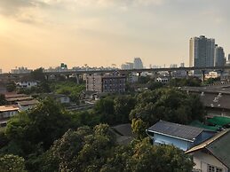 The Link Onnut by May