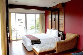 Lamphu Tree House Boutique Hotel