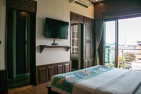 Lamphu Tree House Boutique Hotel