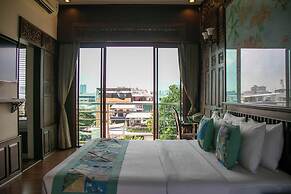 Lamphu Tree House Boutique Hotel