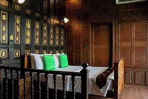 Lamphu Tree House Boutique Hotel