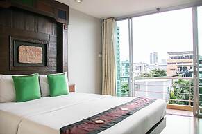 Lamphu Tree House Boutique Hotel