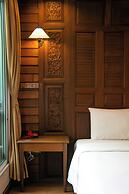 Lamphu Tree House Boutique Hotel