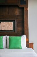 Lamphu Tree House Boutique Hotel