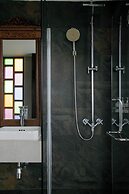 Lamphu Tree House Boutique Hotel