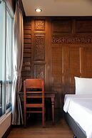 Lamphu Tree House Boutique Hotel