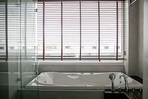 Lamphu Tree House Boutique Hotel