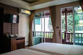 Lamphu Tree House Boutique Hotel