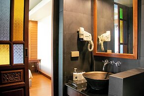 Lamphu Tree House Boutique Hotel