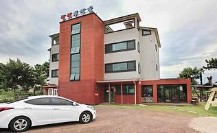 Starlightdrops Pension