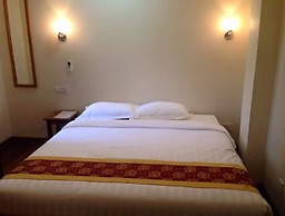 Kyaw Myanmar Hotel