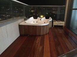 Luxury Apartment in Tel Aviv