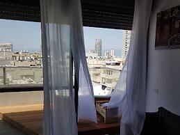Luxury Apartment in Tel Aviv