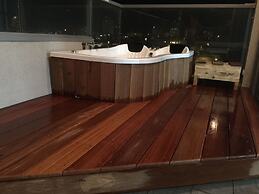 Luxury Apartment in Tel Aviv