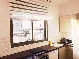 Luxury Apartment in Tel Aviv