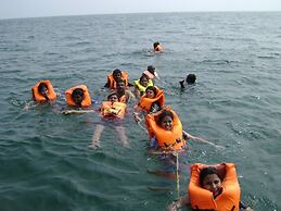 Sea La Vie Covelong Beach Resort