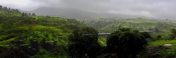 Manas Resort with Petting Zoo