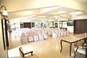 Manas Resort with Petting Zoo