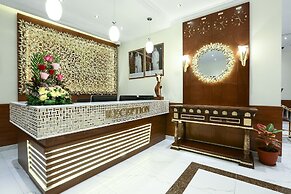 La Villa Suites Hotel