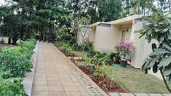 Residency Lake Resort and Spa