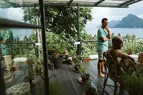 The Birdhouse El Nido - Glamping