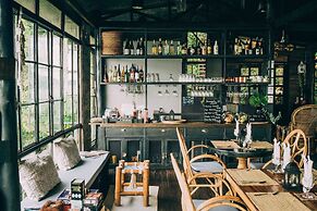 The Birdhouse El Nido - Glamping