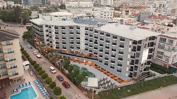 Kleopatra Dreams Beach Hotel