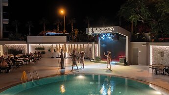 Kleopatra Dreams Beach Hotel