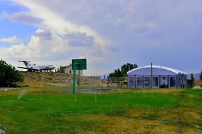 Noy Land Resort