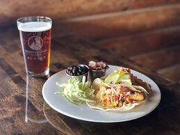 Sheep Mountain Lodge