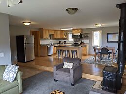 Sheep Mountain Lodge