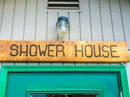 Sheep Mountain Lodge