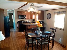 QuickStay - Heavenly Cottage (Beautiful Lake Views)